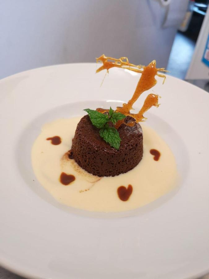 Hotel Restaurant Le Moulin De La Renne Adults Only Proche Zoo De Beauval Thésée エクステリア 写真